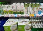 多款100%椰子水被曝兑水加糖